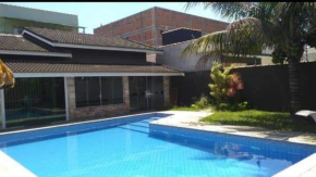 Casa c/ piscina em Peruíbe